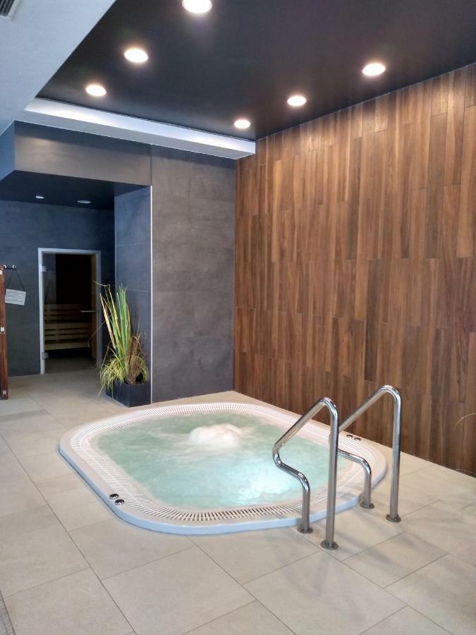 Polanki Park Apartment โควอบเซก ภายนอก รูปภาพ